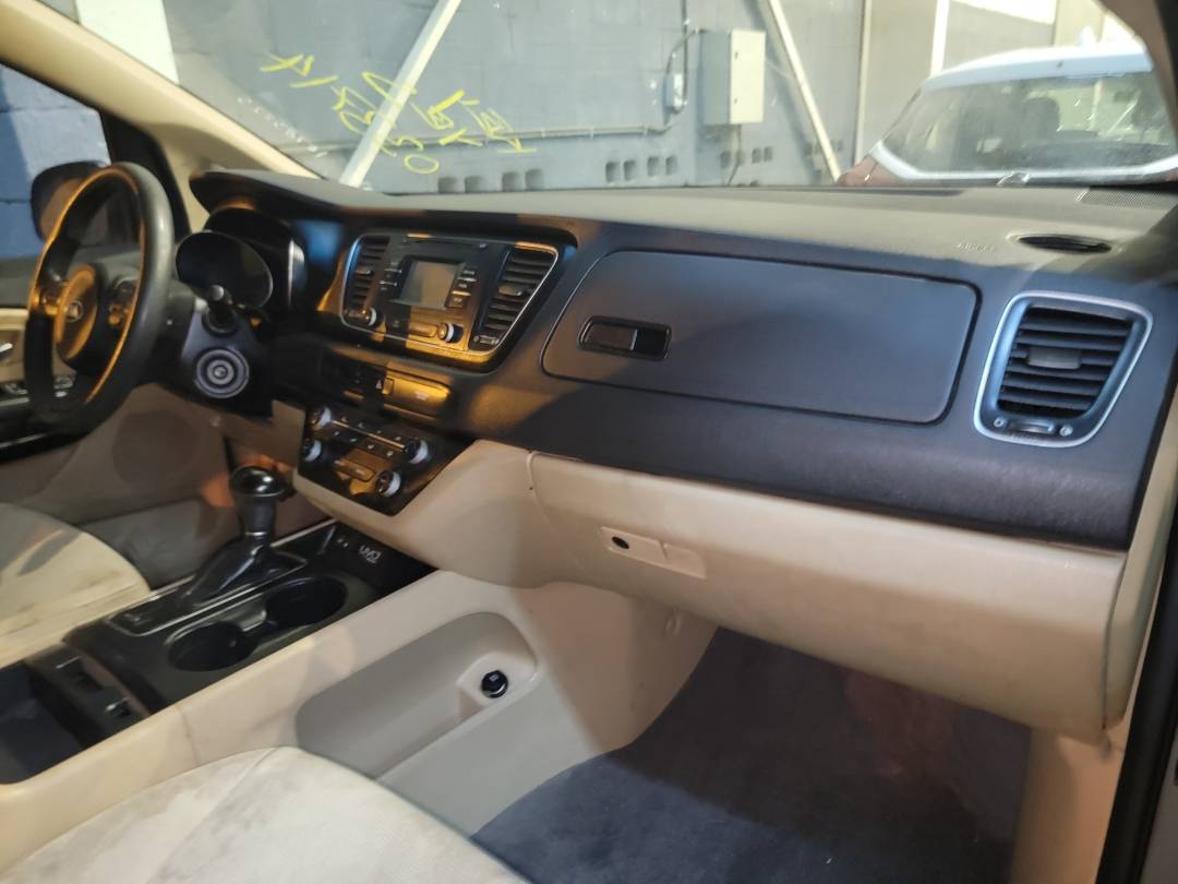 2015 KIA SEDONA — 131373 Miles — Lot 65089823 - Marhaba Auctions Used Cars - Image 9