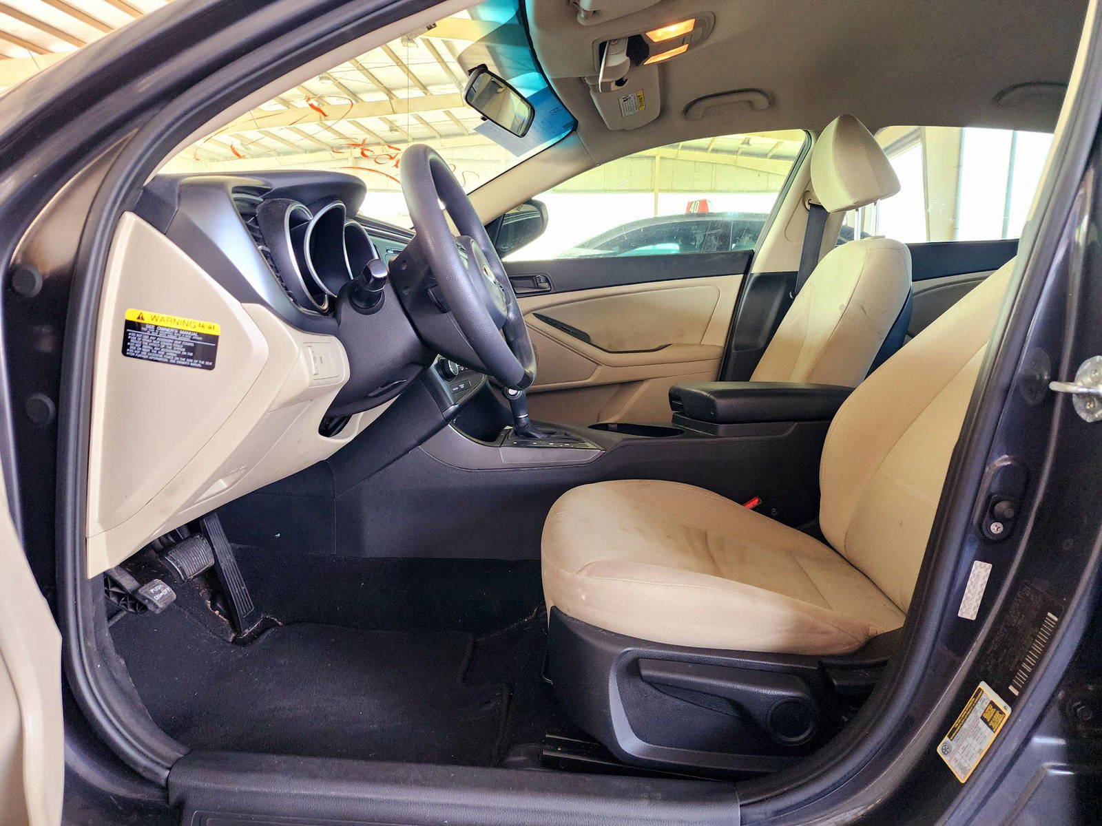 2015 KIA OPTIMA — 206971 Miles — Lot 39996525 — Souq - Marhaba Auctions Used Cars - Image 8