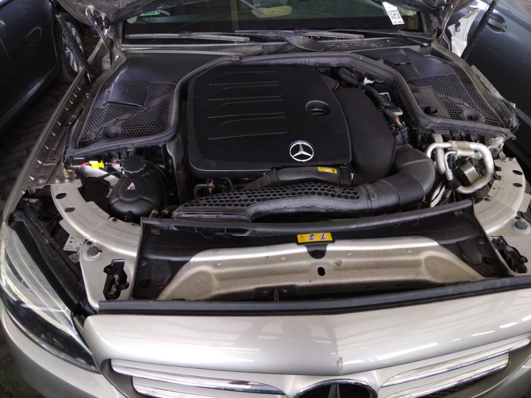 2020 MERCEDES BENZ C300 — 40262 Miles — Lot 42989433 - Marhaba Auctions Used Cars - Image 4