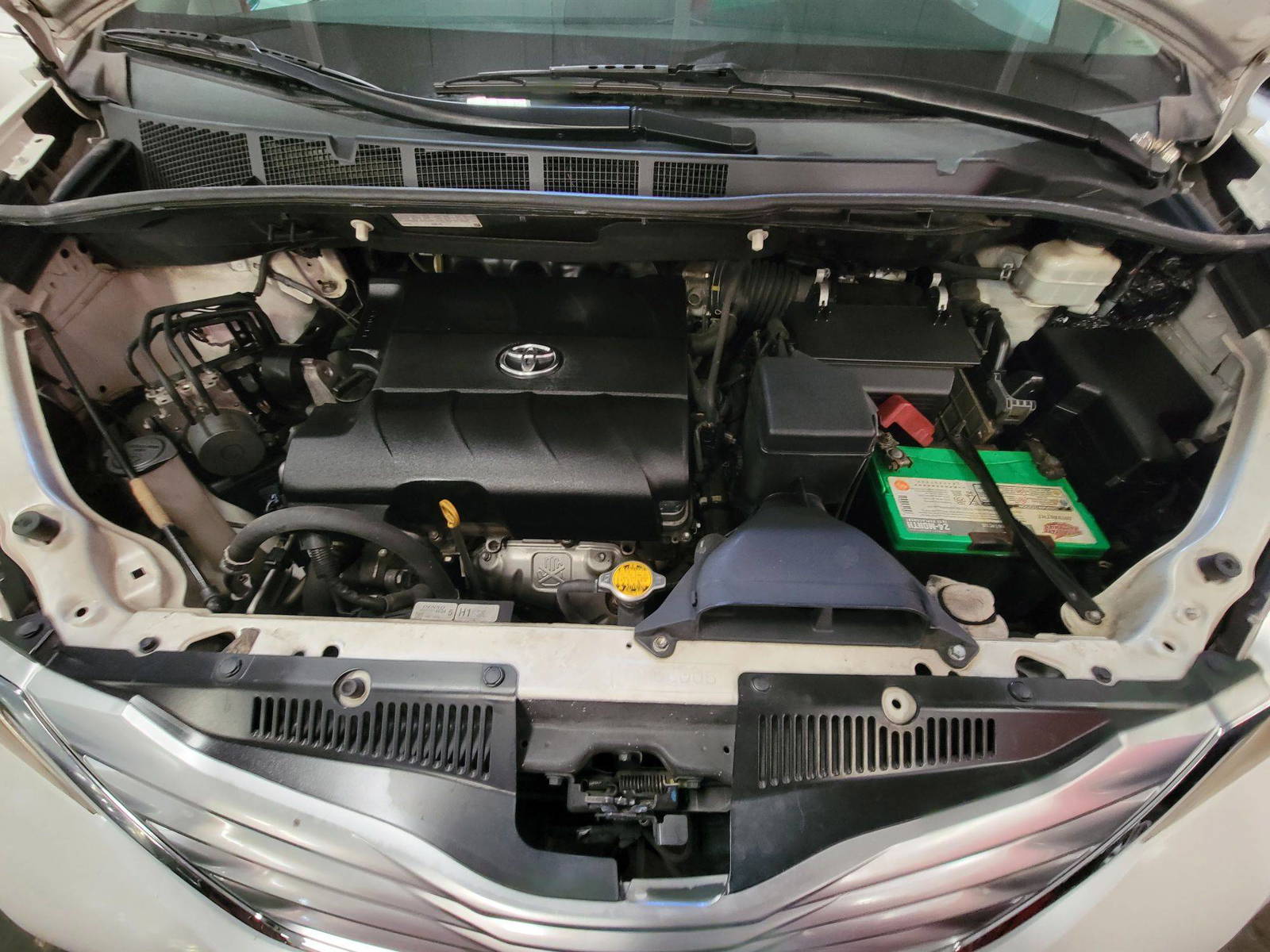 2011 TOYOTA SIENNA — 194247 Miles — Lot 63451285 — Main - Marhaba Auctions Used Cars - Image 11