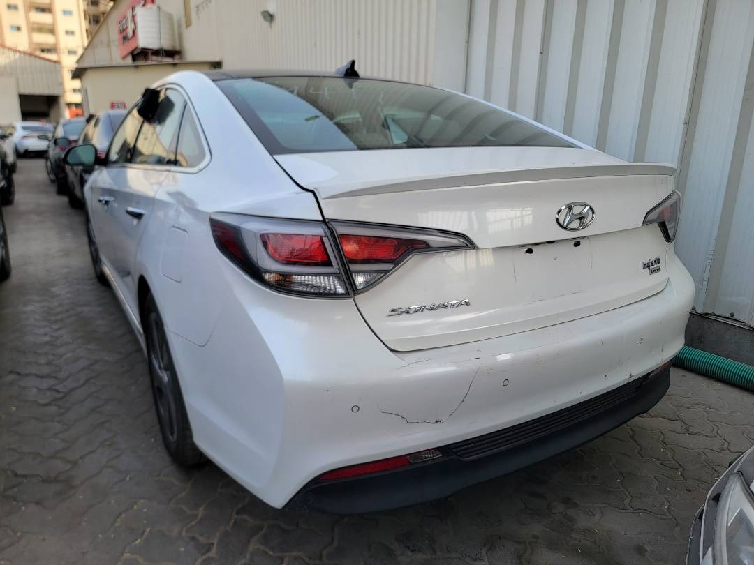 2015 HYUNDAI SONATA — 217744 Miles — Lot 020739 — Main - Marhaba Auctions Used Cars - Image 5