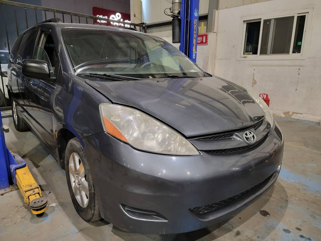 2009 TOYOTA SIENNA — 190189 Miles — Lot 230065 — Main - Marhaba Auctions Used Cars - Image 3