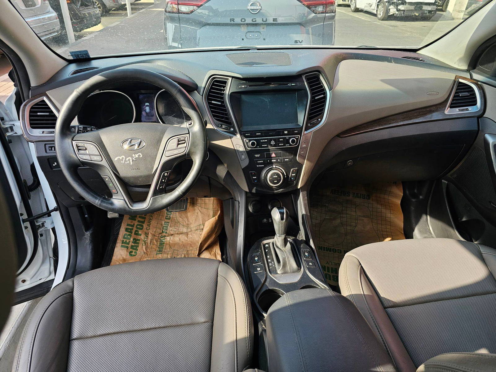 2017 HYUNDAI SANTA FE — 118030 Miles — Lot HG485342 — Souq - Marhaba Auctions Used Cars - Image 7