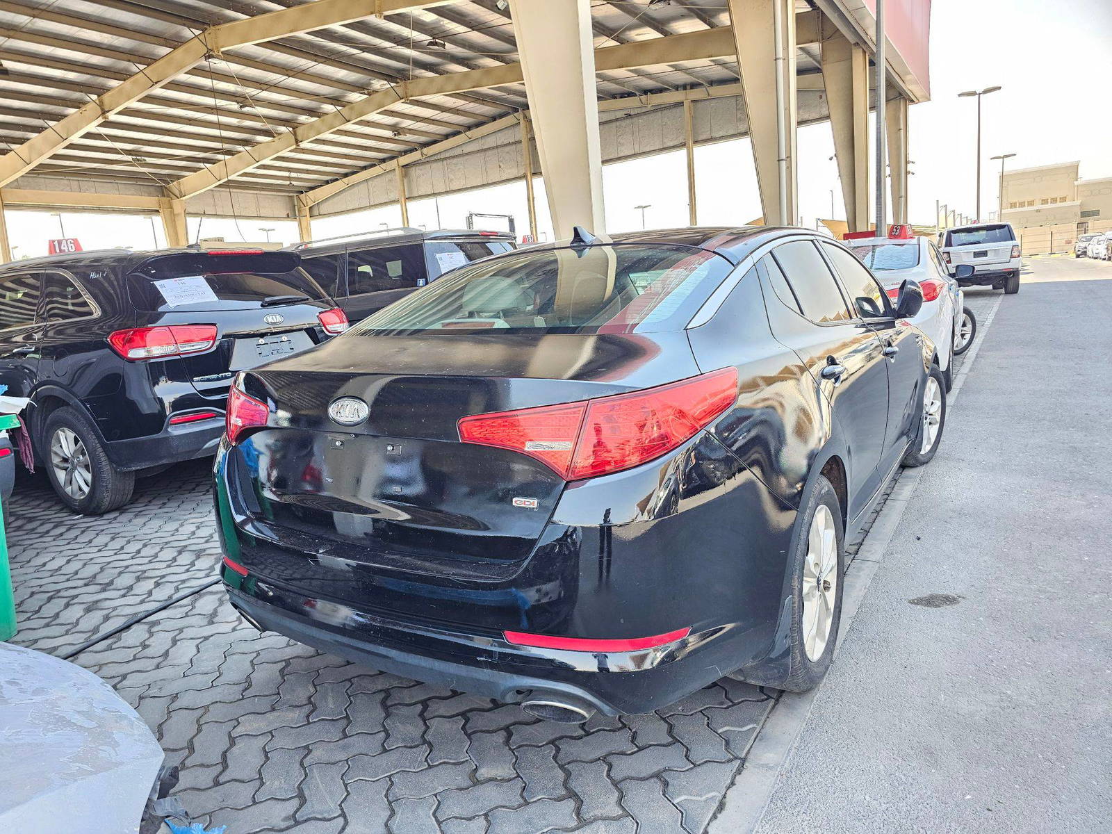 2011 KIA OPTIMA — 218109 Miles — Lot 2105478 — Souq - Marhaba Auctions Used Cars - Image 4
