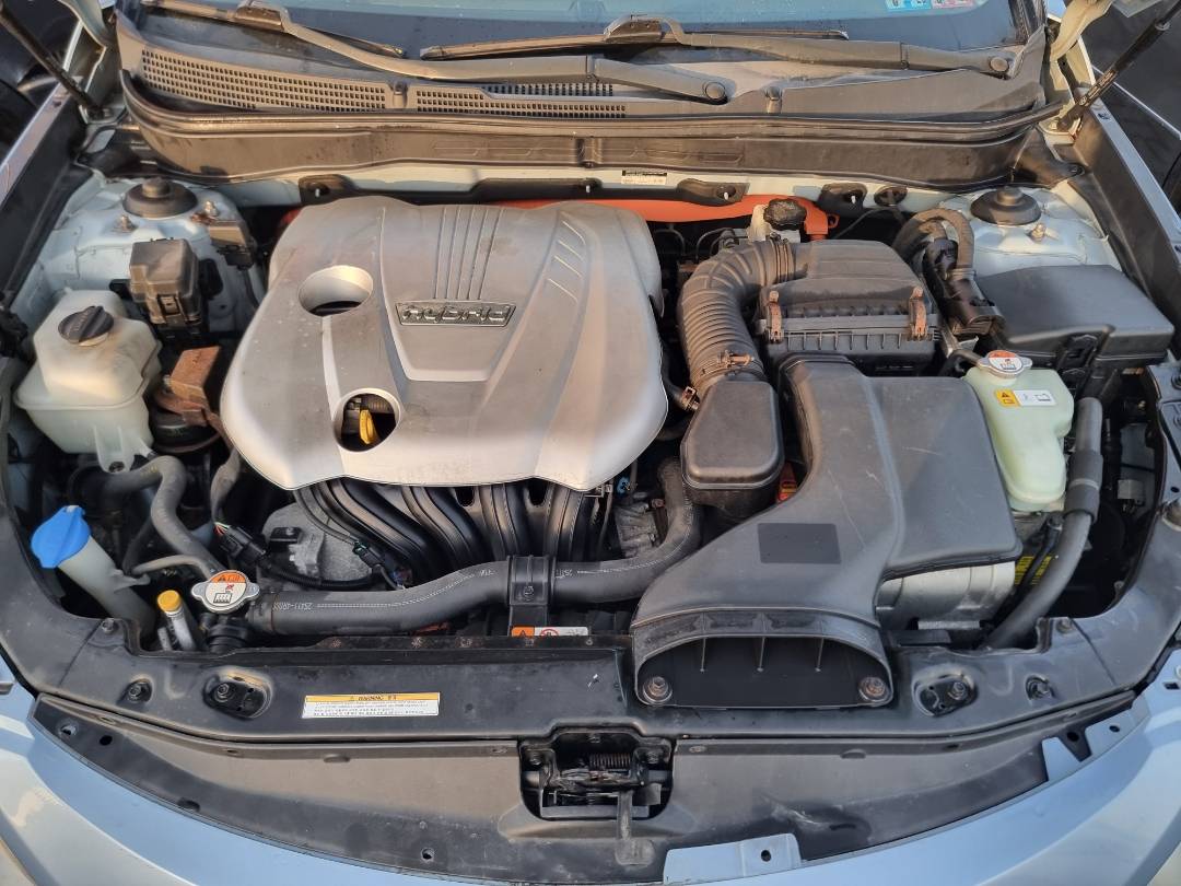 HYUNDAI SONATA 2011 - Marhaba Auction Used Cars - Image 12