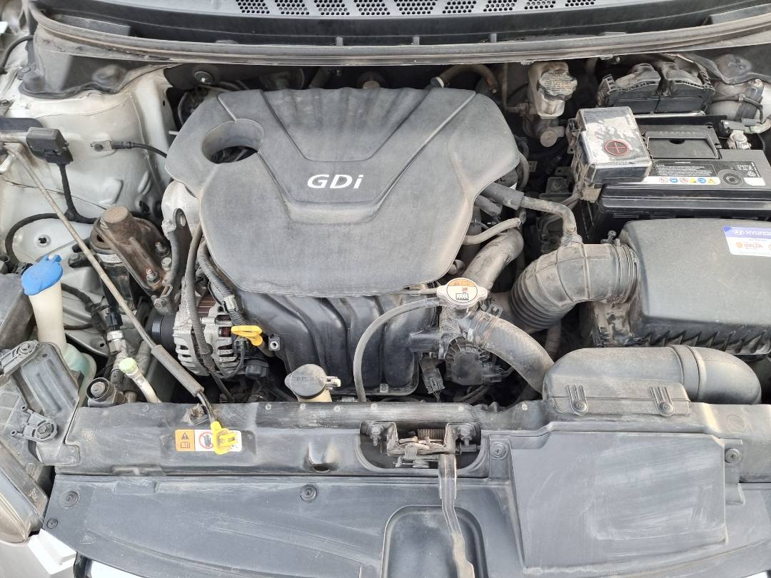 2012 HYUNDAI AVANTE — 121359 KM — Lot 307306 — Souq - Marhaba Auctions Used Cars - Image 10