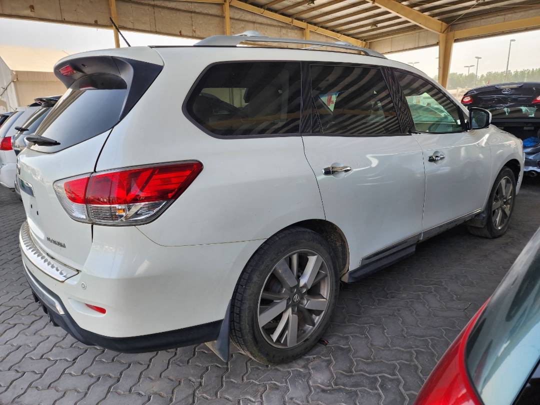 2015 NISSAN PATHFINDER — 204682 Miles — Lot 102563 — Souq - Marhaba Auctions Used Cars - Image 5