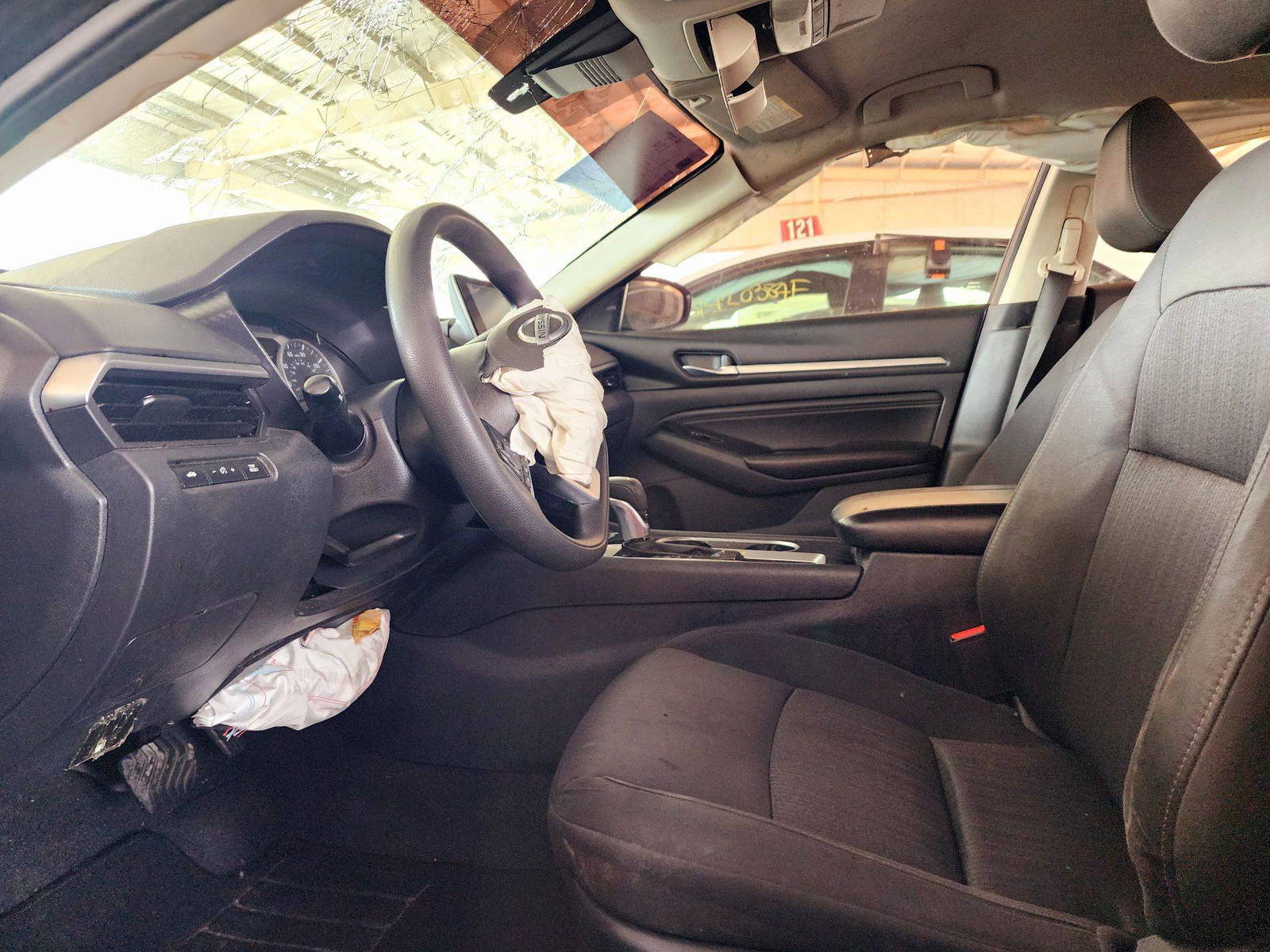 2021 NISSAN ALTIMA — 125878 Miles — Lot 84388404 — Souq - Marhaba Auctions Used Cars - Image 8