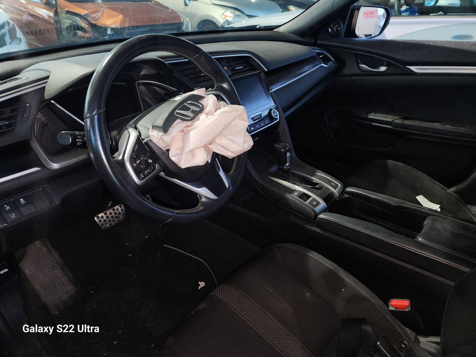 2020 HONDA CIVIC — 79812 Miles — Lot 37343674 - Marhaba Auctions Used Cars - Image 5