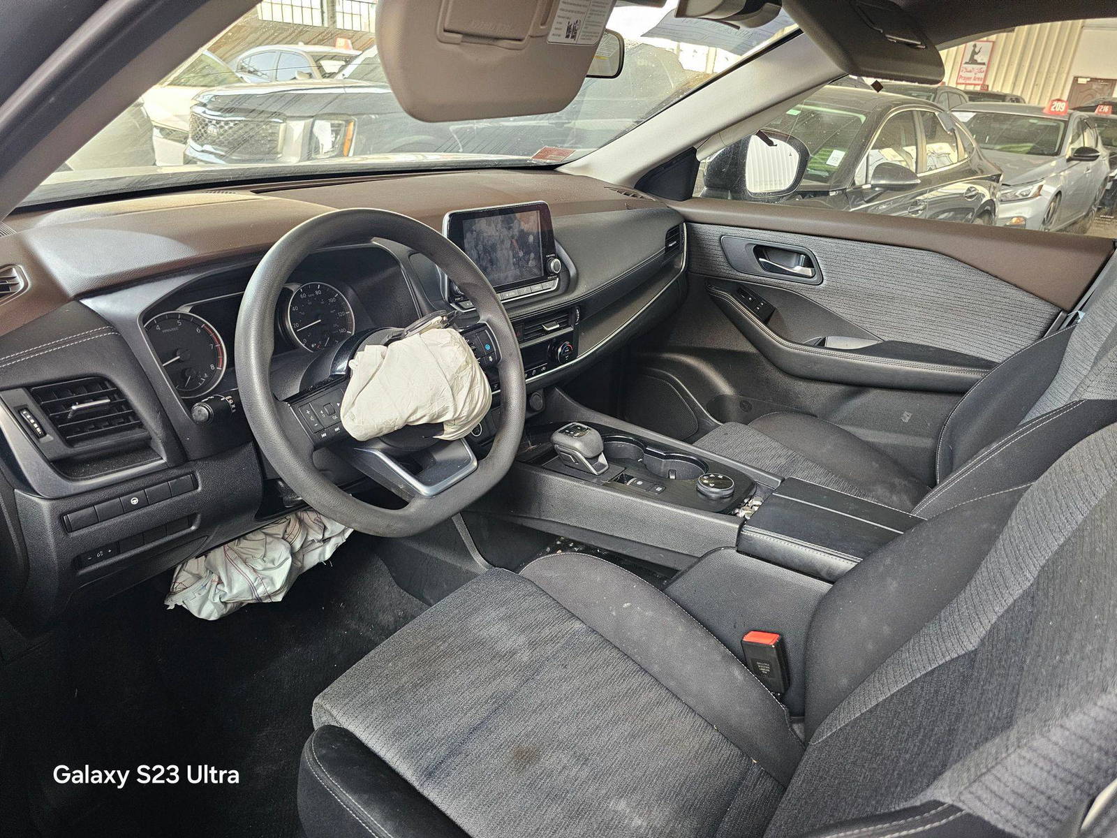 NISSAN ROGUE 2023 - Marhaba Auction Used Cars - Image 8