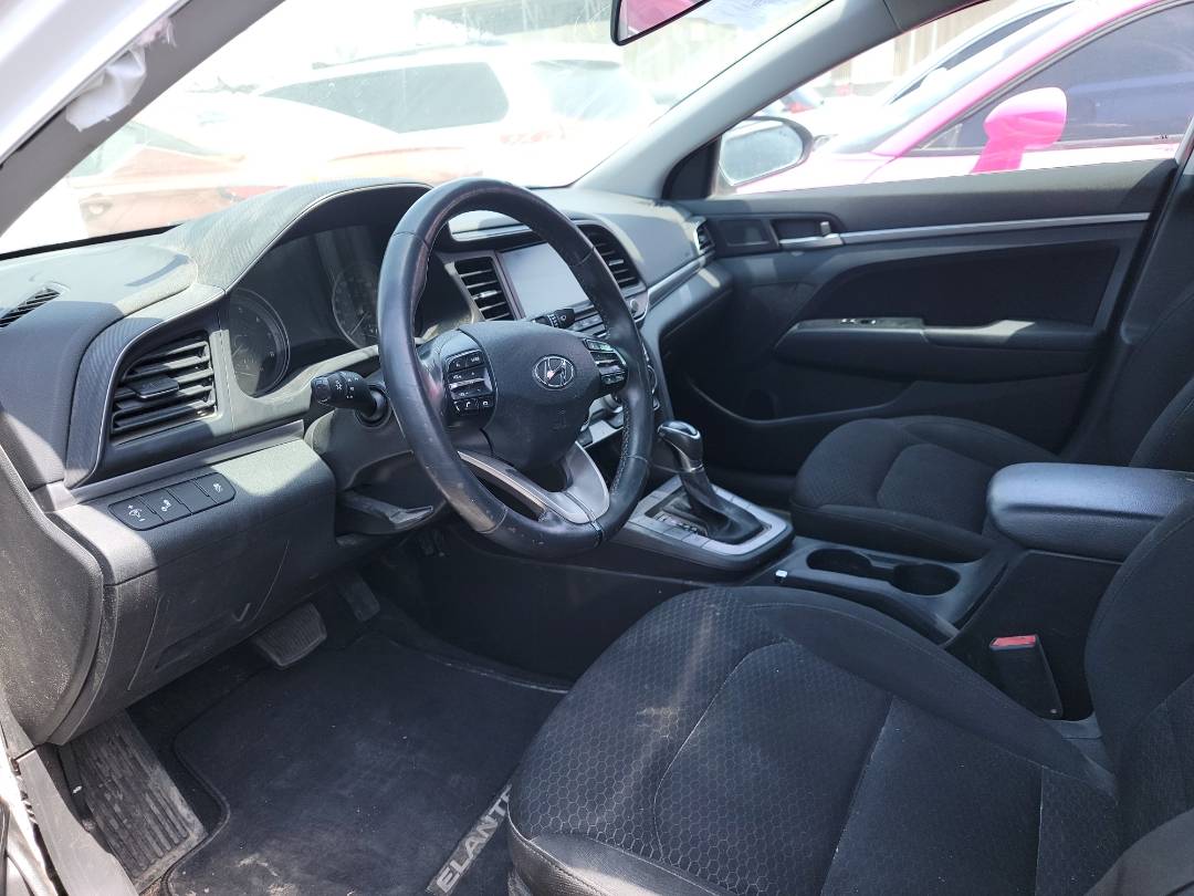 2019 HYUNDAI ELANTRA — 135854 KM — Lot KU758817 — Main - Marhaba Auctions Used Cars - Image 9