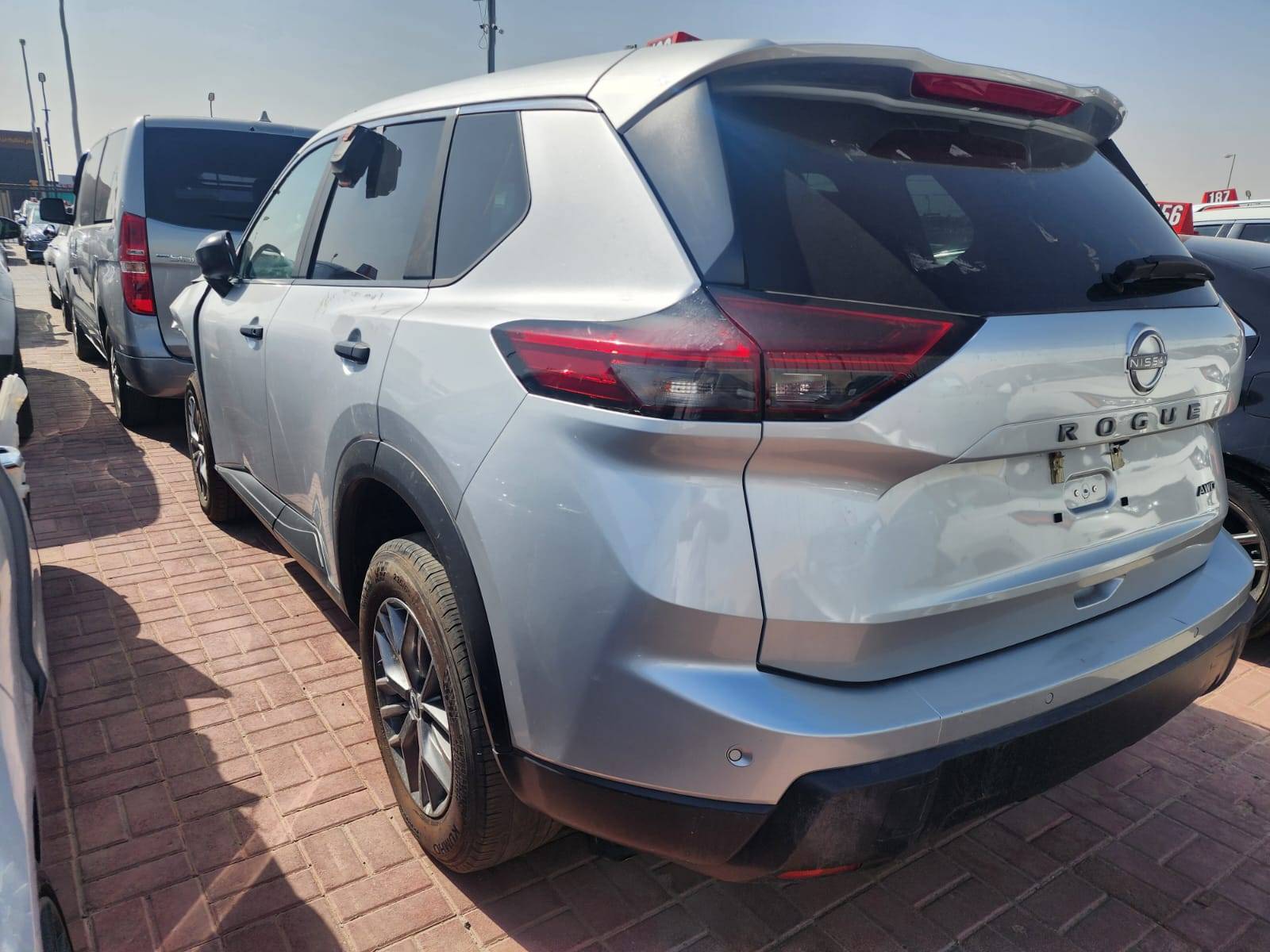 NISSAN ROGUE 2024 - Marhaba Auction Used Cars - Image 6