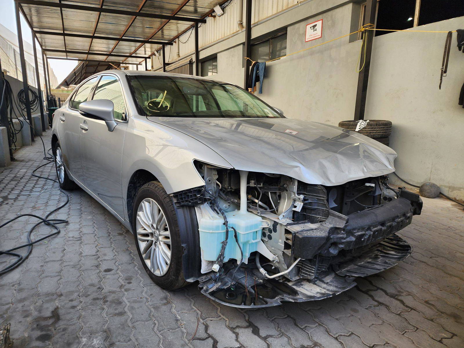 2016 LEXUS ES 350 — 128046 Miles — Lot 76902334 — Al Quoz - Marhaba Auctions Used Cars - Image 5