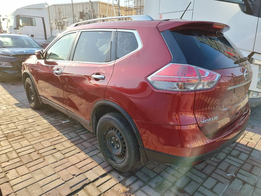 2014 NISSAN ROGUE — 107758 KM — Lot 124587 — Ind. 12 - Marhaba Auctions Used Cars - Image 4
