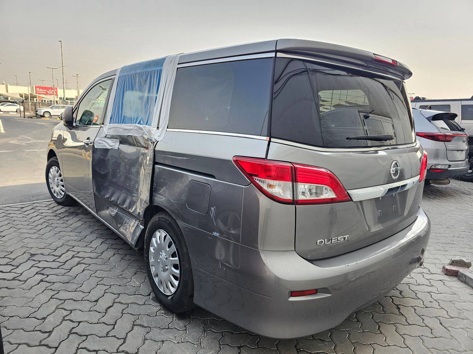 2012 NISSAN QUEST — 195485 Miles — Lot 9031306 — Souq - Marhaba Auctions Used Cars - Image 3