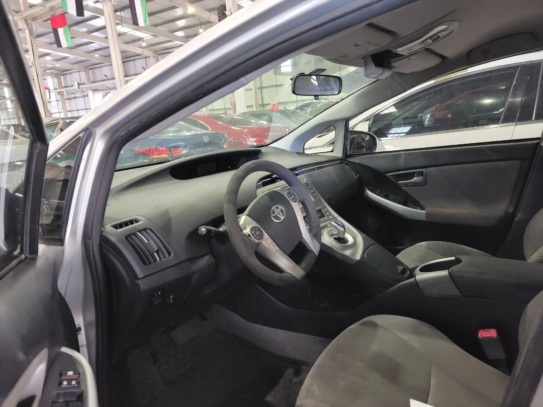 2013 TOYOTA PRIUS — 265124 Miles — Lot 2D5686513 — Main - Marhaba Auctions Used Cars - Image 6
