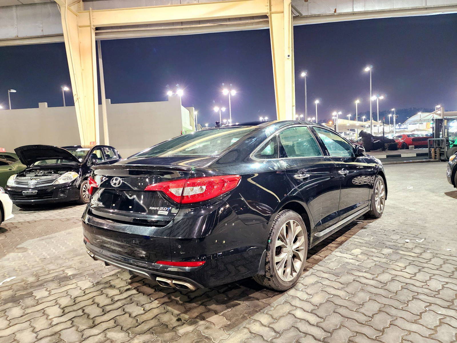 2015 HYUNDAI SONATA — 146453 Miles — Lot 50158275 — Souq - Marhaba Auctions Used Cars - Image 3