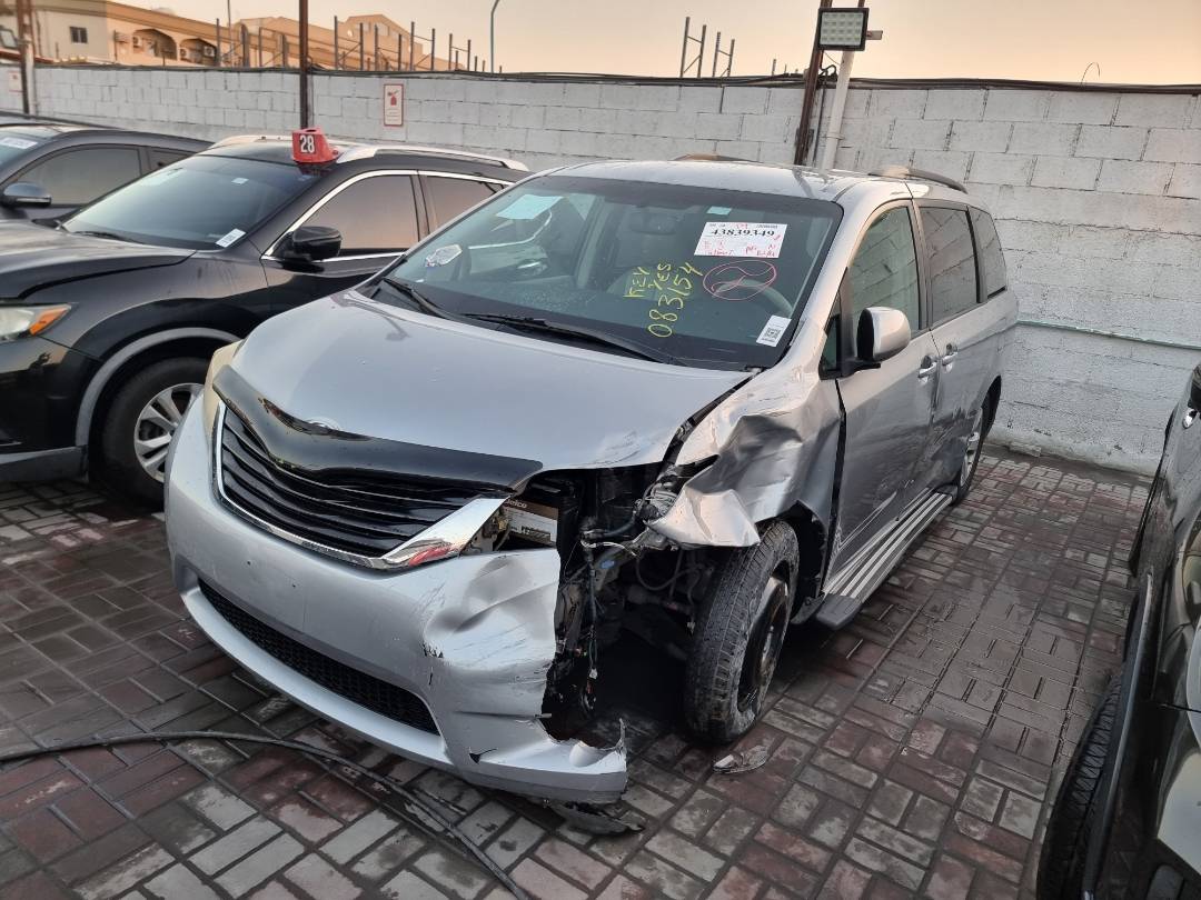 2011 TOYOTA SIENNA — 161667 Miles — Lot S083154 — Ind. 12 - Marhaba Auctions Used Cars - Image 3