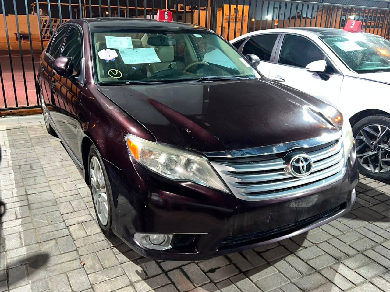 TOYOTA AVALON