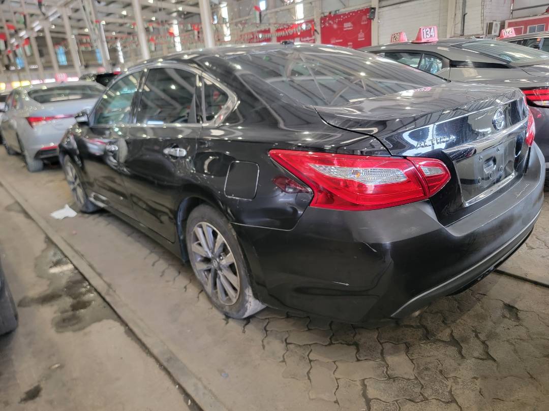 2017 NISSAN ALTIMA — 168691 Miles — Lot HC184215 — Main - Marhaba Auctions Used Cars - Image 3