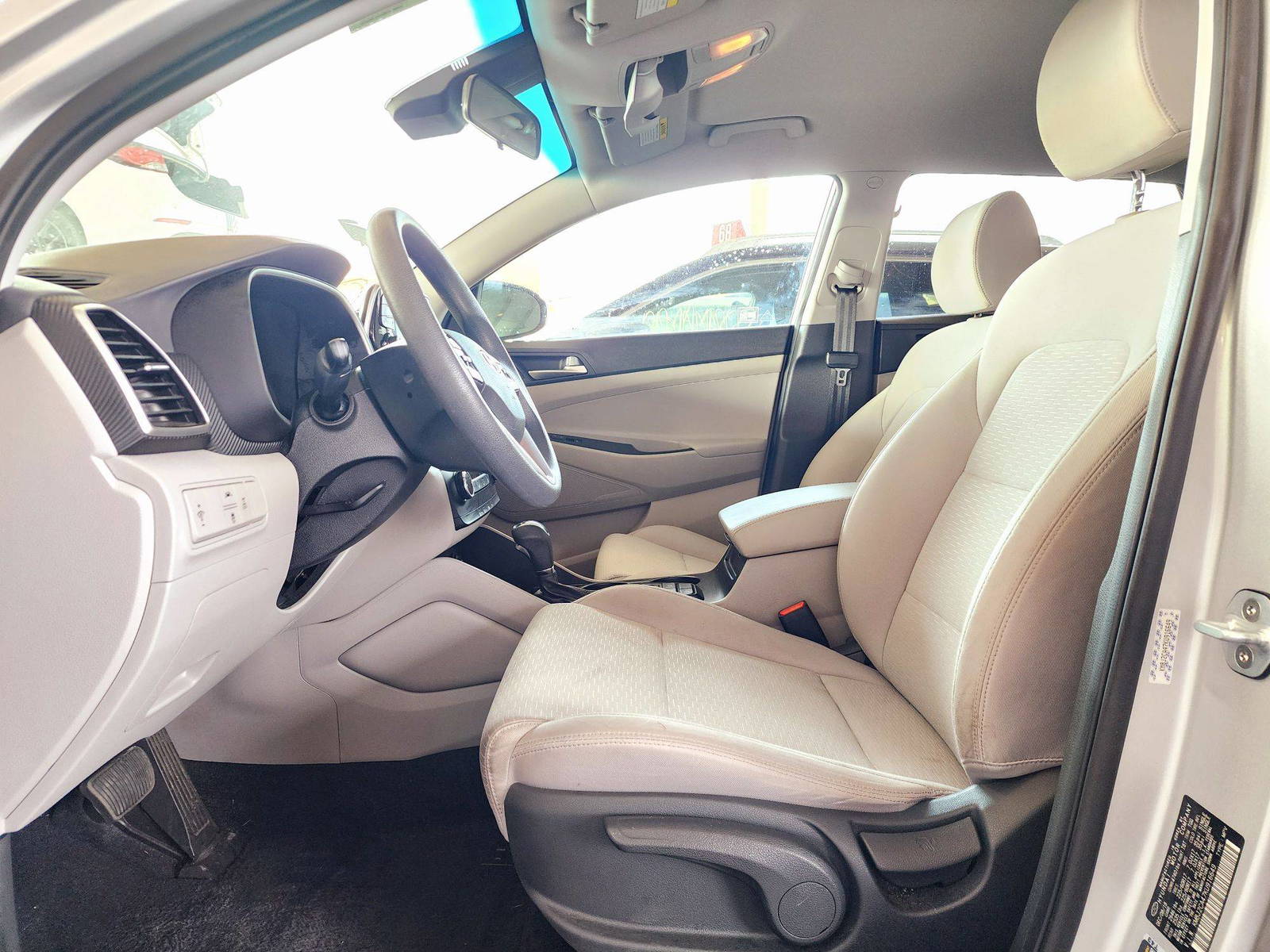 2019 HYUNDAI TUCSON — 56382 Miles — Lot 87077094 — Souq - Marhaba Auctions Used Cars - Image 8