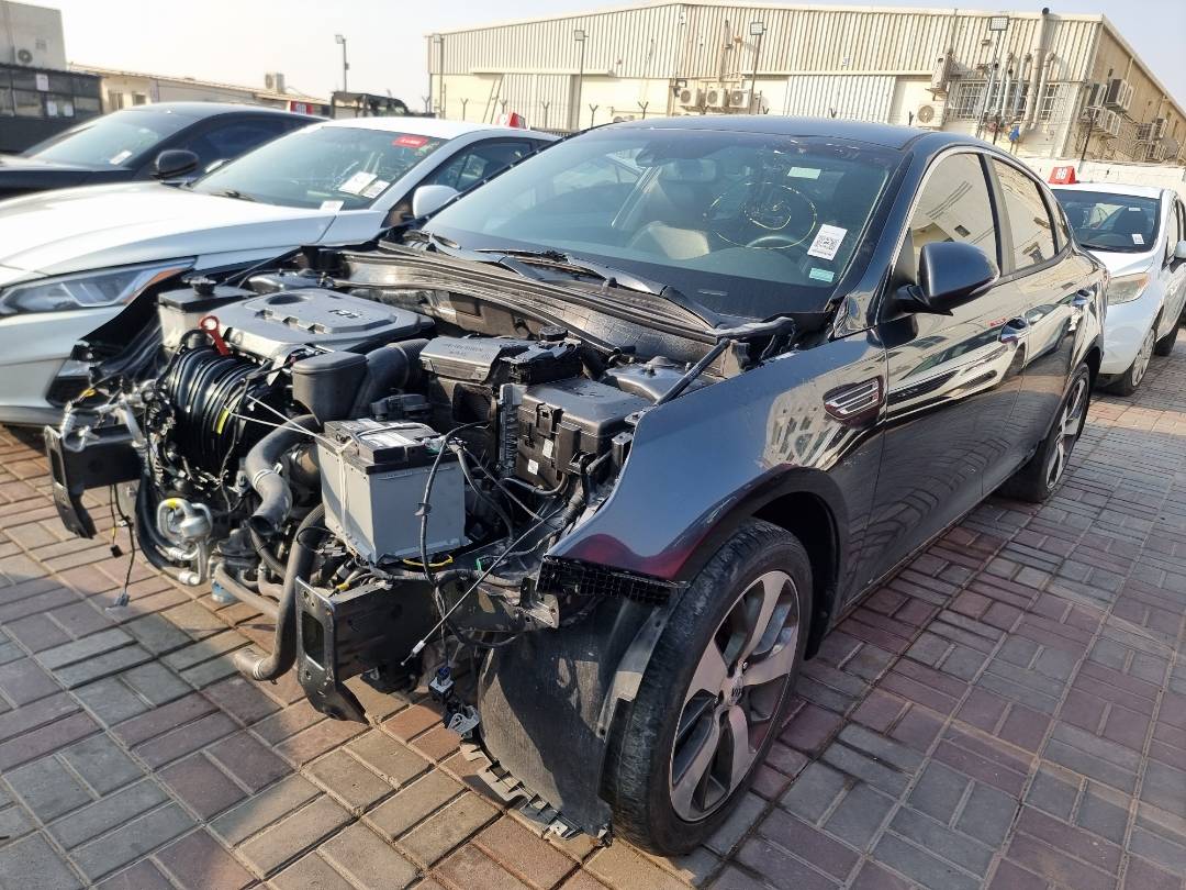 2020 KIA OPTIMA — 66200 Miles — Lot 1215487 — Ind. 12 - Marhaba Auctions Used Cars - Image 4