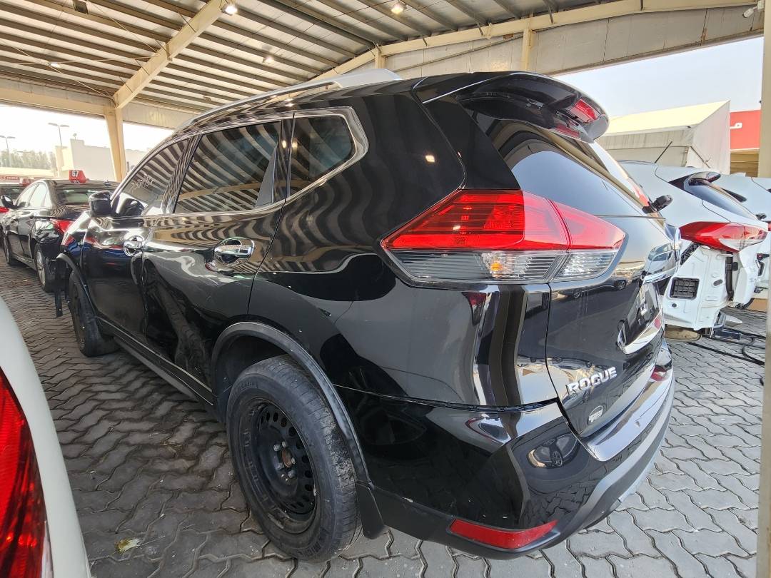 2017 NISSAN ROGUE — 76838 Miles — Lot 71381193 — Souq - Marhaba Auctions Used Cars - Image 4