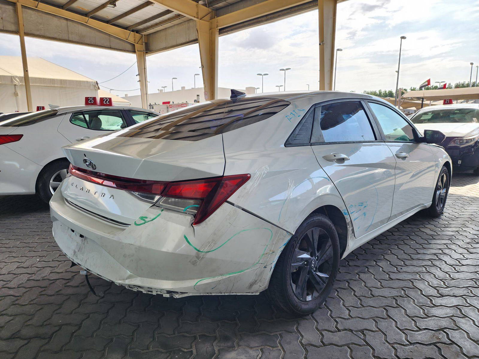 2021 HYUNDAI ELANTRA — 53919 Miles — Lot MH048988 — Souq - Marhaba Auctions Used Cars - Image 3