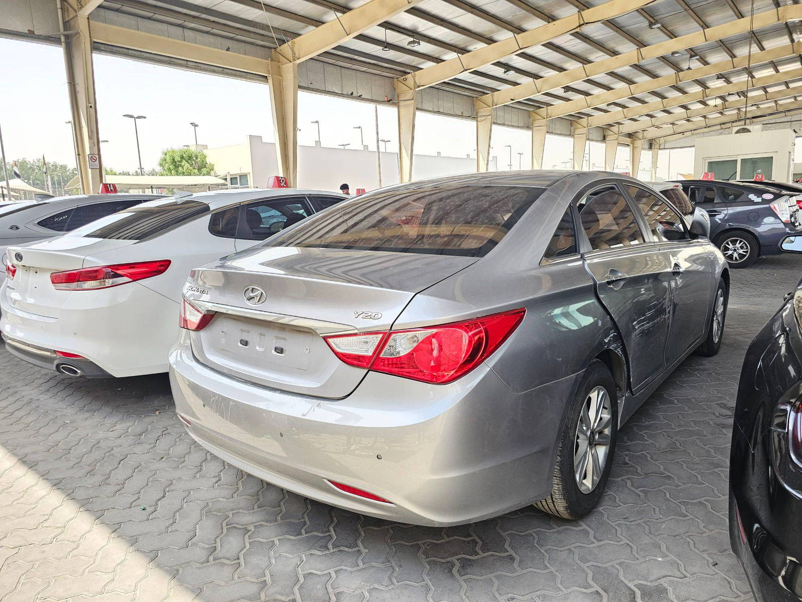 2011 HYUNDAI SONATA — 246844 KM — Lot 189223 — Main - Marhaba Auctions Used Cars - Image 4