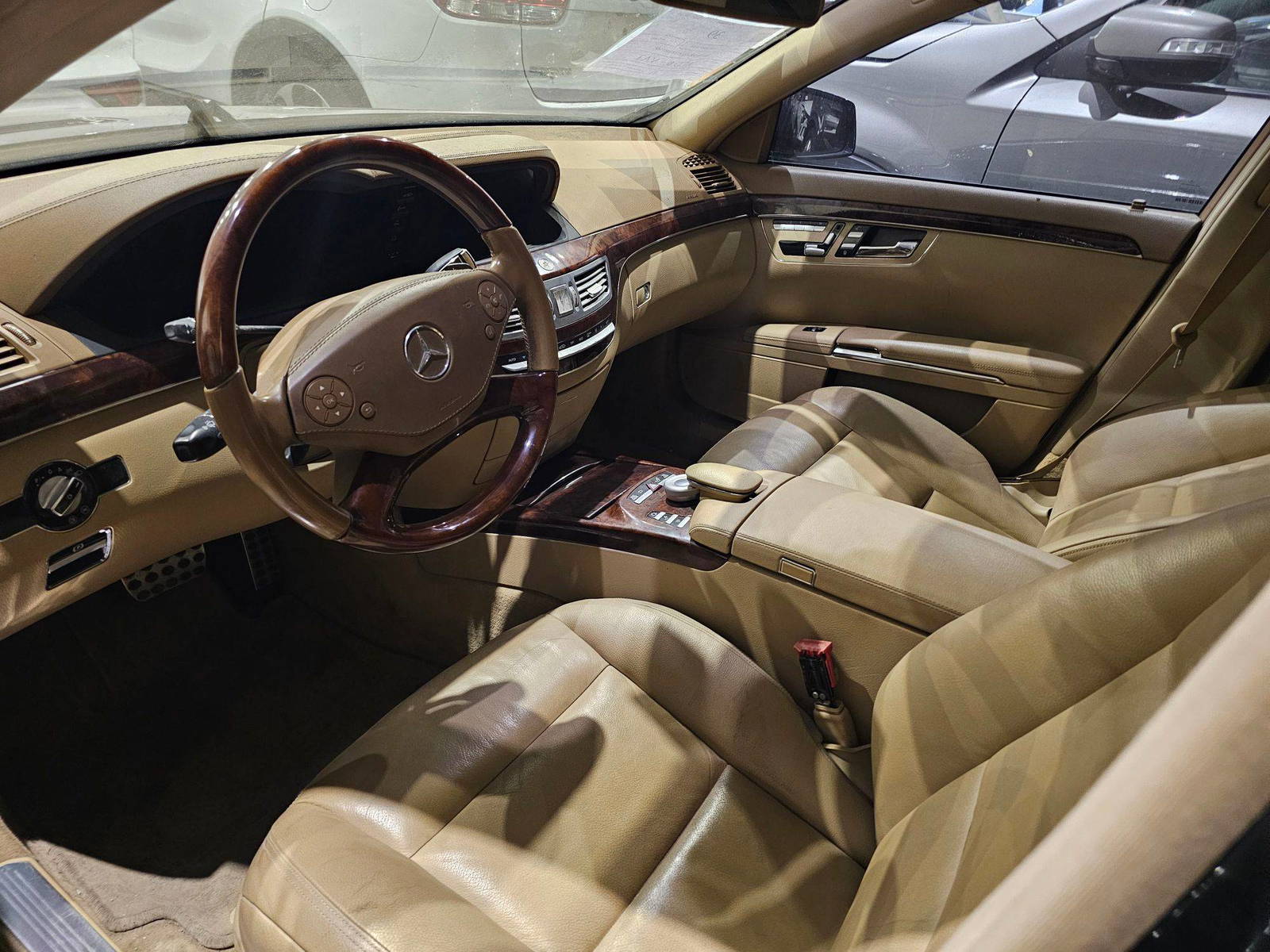 MERCEDES BENZ S-CLASS 2010 - Marhaba Auction Used Cars - Image 8