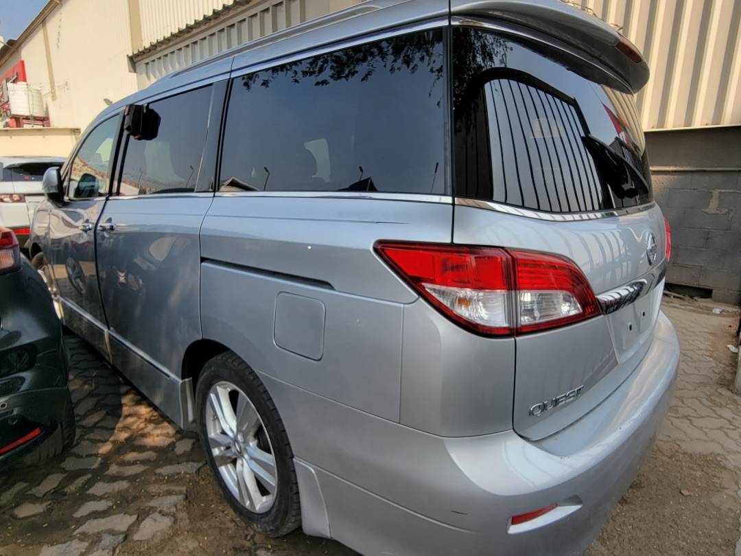 2011 NISSAN QUEST — 212879 Miles — Lot 008664 — Main - Marhaba Auctions Used Cars - Image 4
