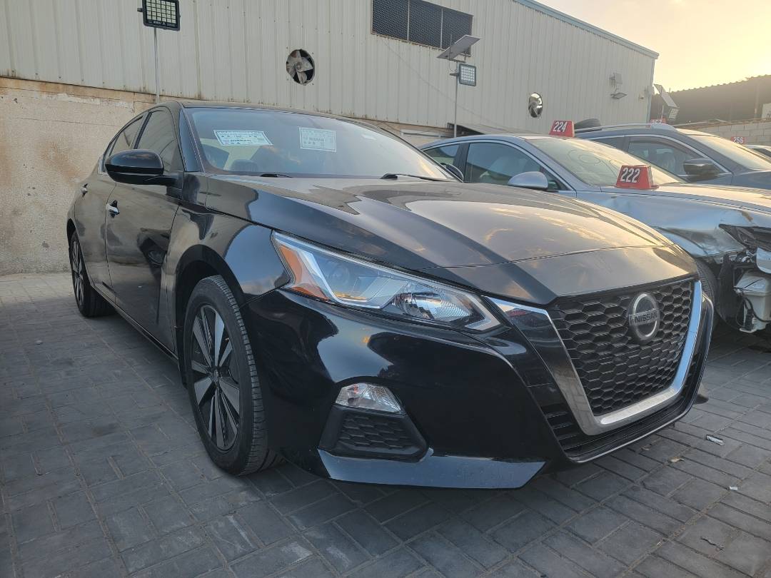 2019 NISSAN ALTIMA — 100825 Miles — Lot 192357 — Main - Marhaba Auctions Used Cars - Image 5