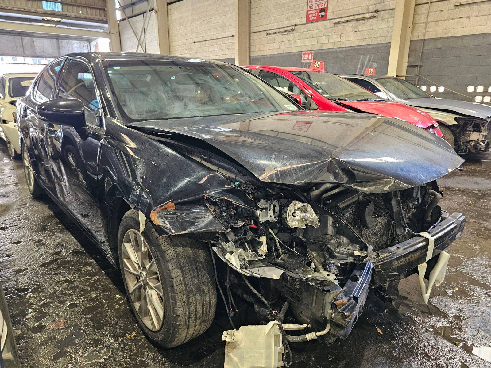 2014 LEXUS ES 300H — 244601 Miles — Lot G7E2073814 — Main - Marhaba Auctions Used Cars - Image 4