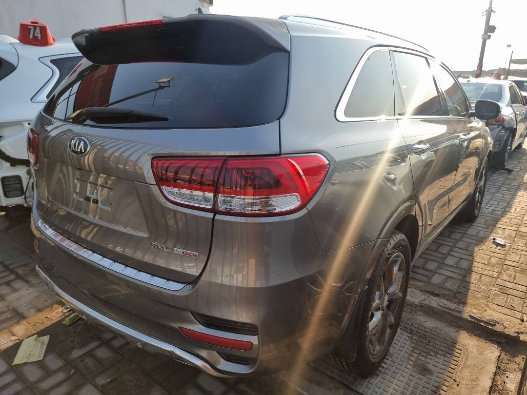 2016 KIA SORENTO — 149635 Miles — Lot G033138 — Ind. 12 - Marhaba Auctions Used Cars - Image 4