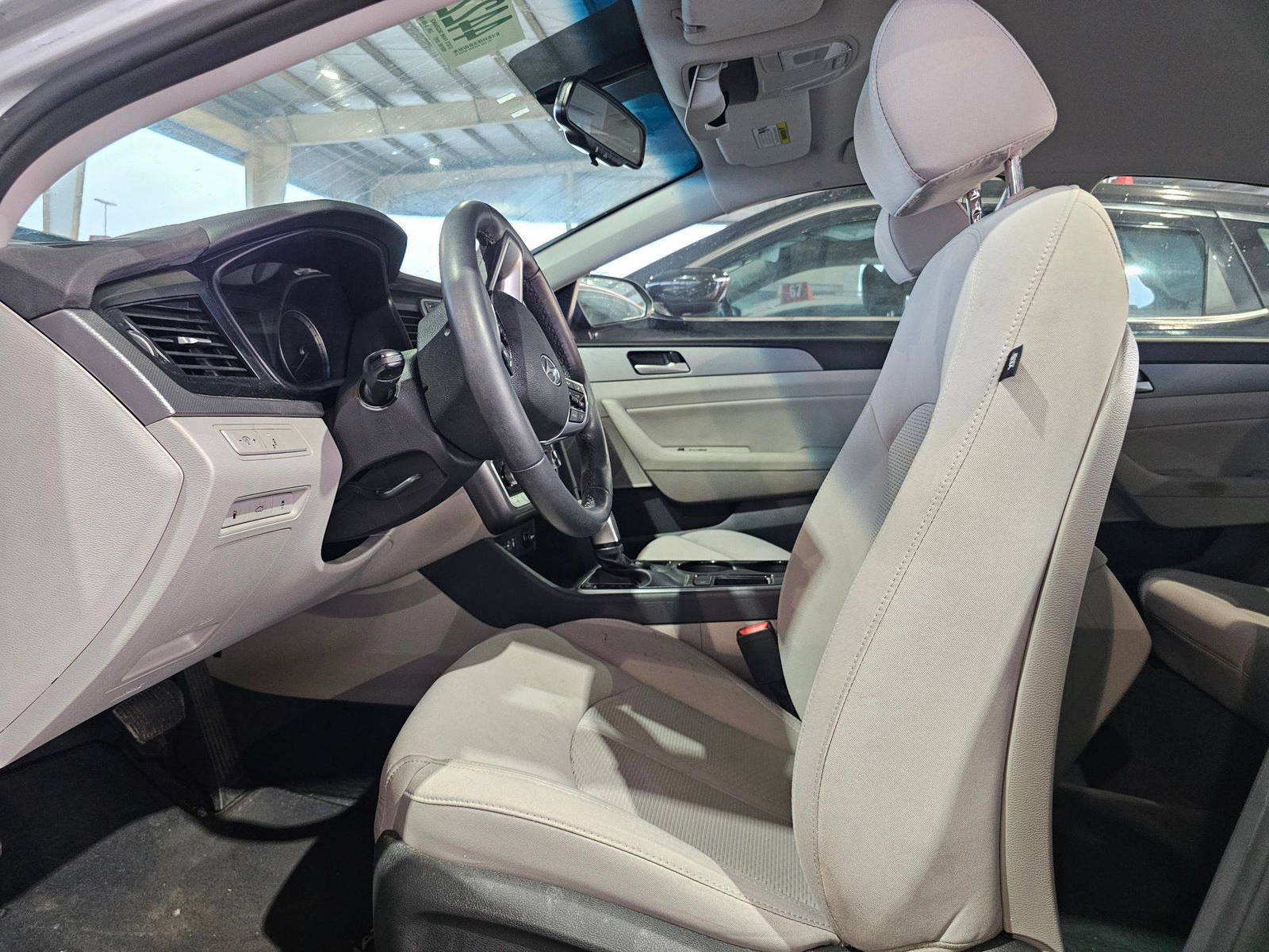 2018 HYUNDAI SONATA — 138963 Miles — Lot JH648304 — Ind. 12 - Marhaba Auctions Used Cars - Image 8