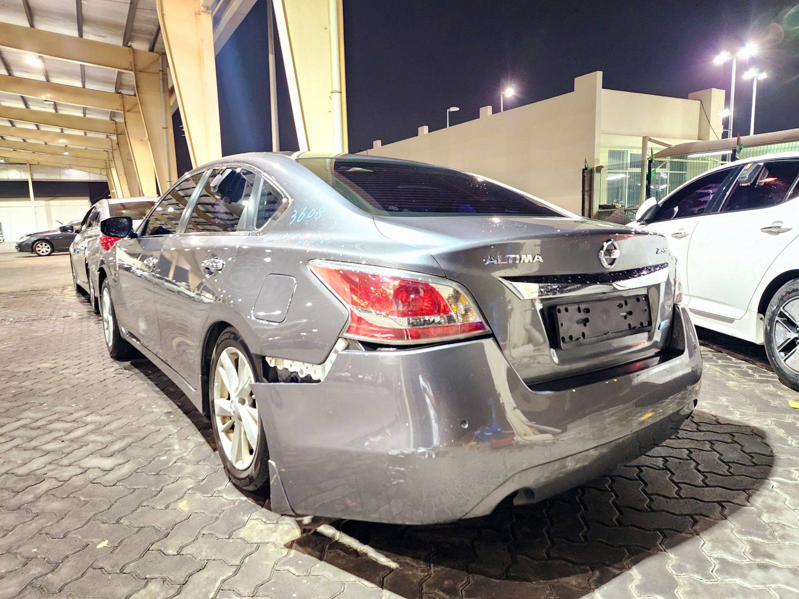 2015 NISSAN ALTIMA — 78557 KM — Lot 253279 — Souq - Marhaba Auctions Used Cars - Image 5