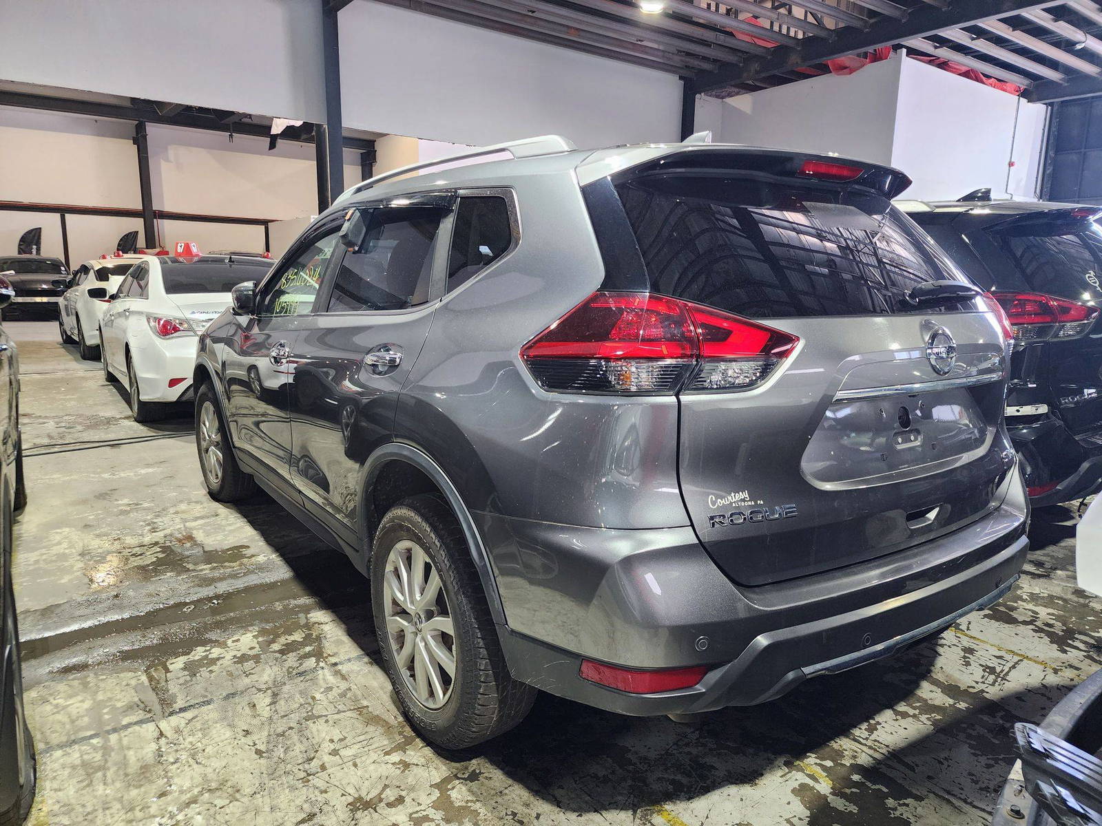 2019 NISSAN ROGUE — 103999 Miles — Lot 83516024 — Al Quoz - Marhaba Auctions Used Cars - Image 3