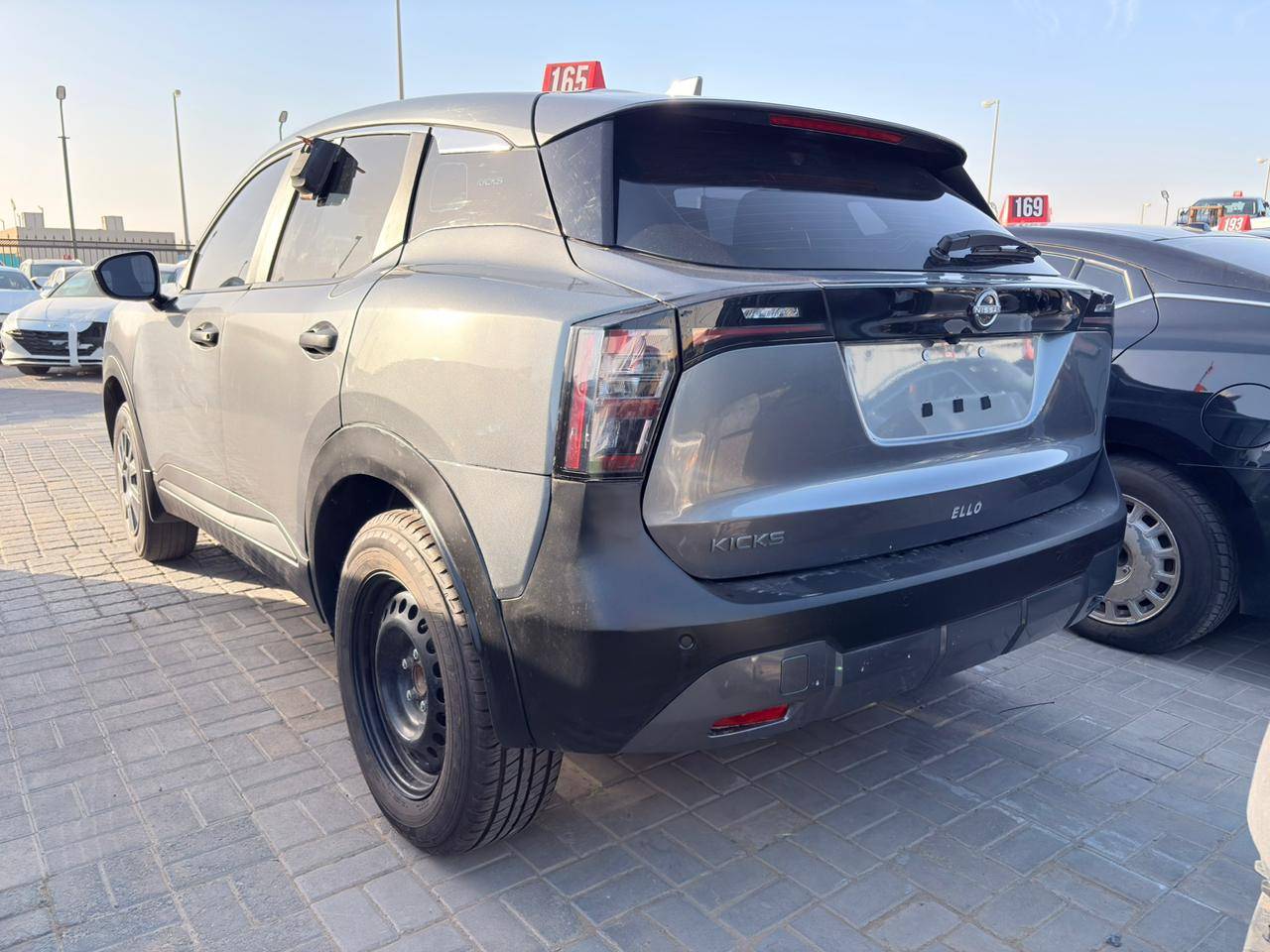 2025 NISSAN KICKS — 17364 Miles — Lot L324065 - Marhaba Auctions Used Cars - Image 5