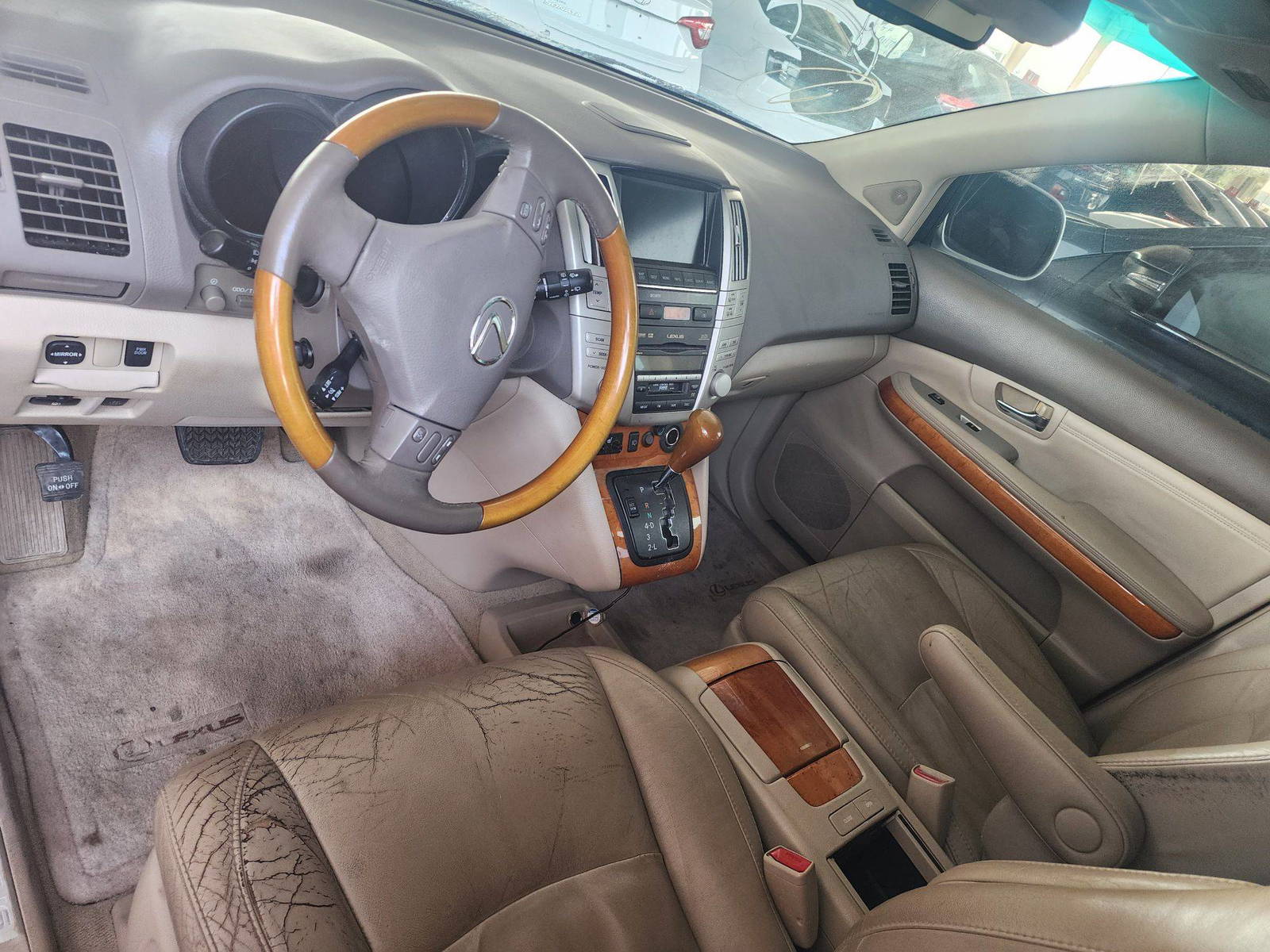 2009 LEXUS RX 350 — 199125 Miles — Lot 64902373 - Marhaba Auctions Used Cars - Image 5