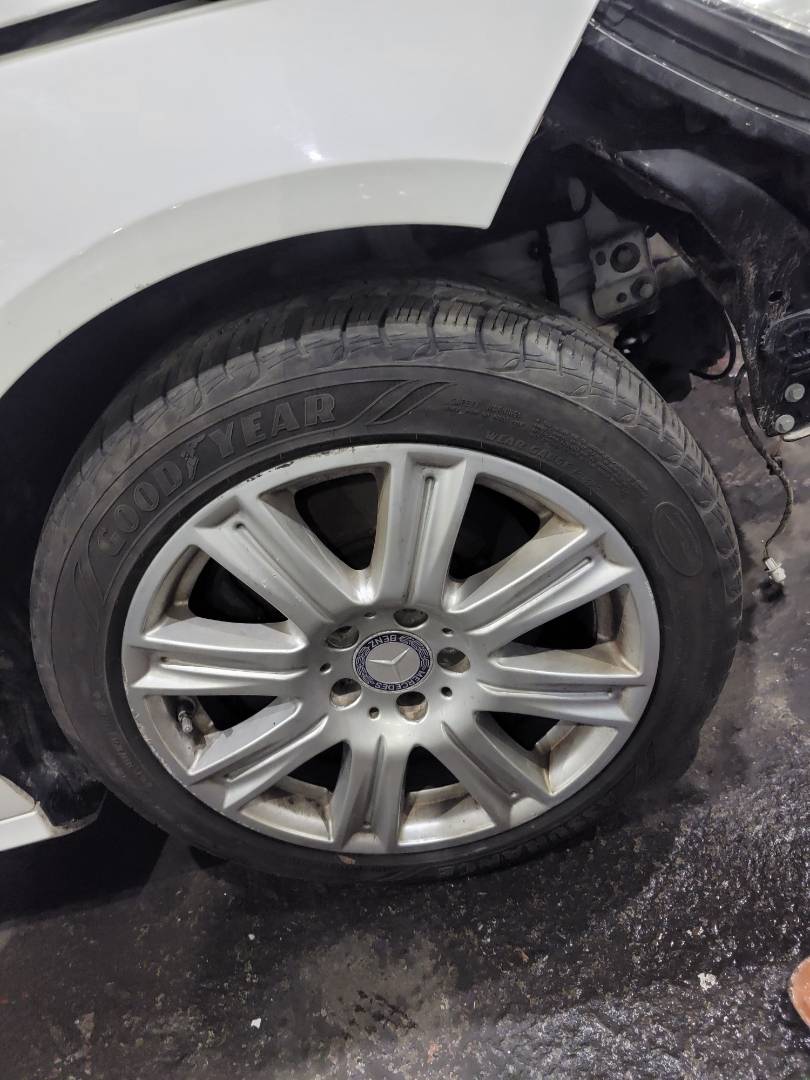 2013 MERCEDES BENZ E 350 — 178582 Miles — Lot DA766594 — Souq - Marhaba Auctions Used Cars - Image 7