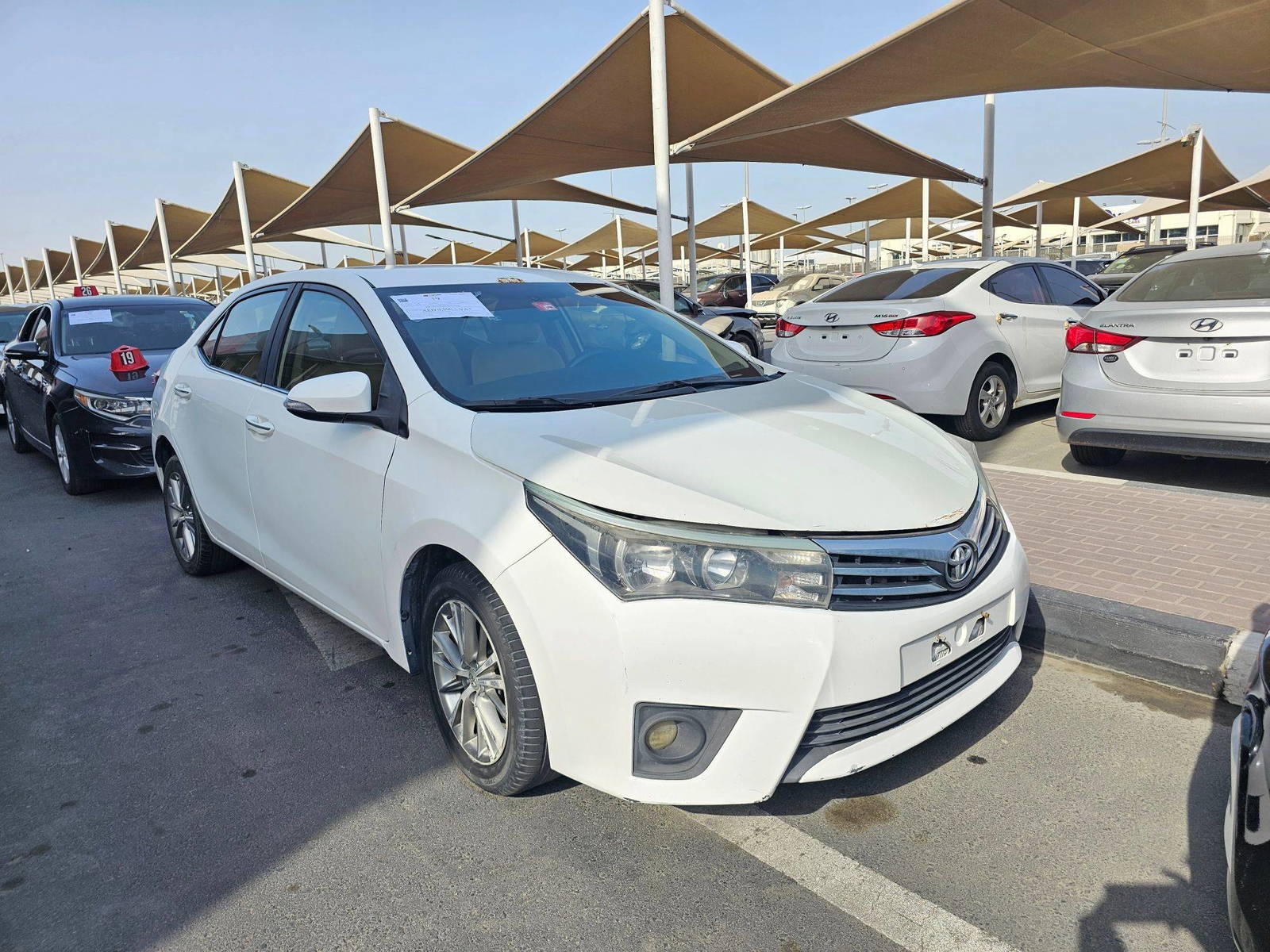 2015 TOYOTA COROLLA — 696540 KM — Lot 221020 — Souq - Marhaba Auctions Used Cars - Image 5
