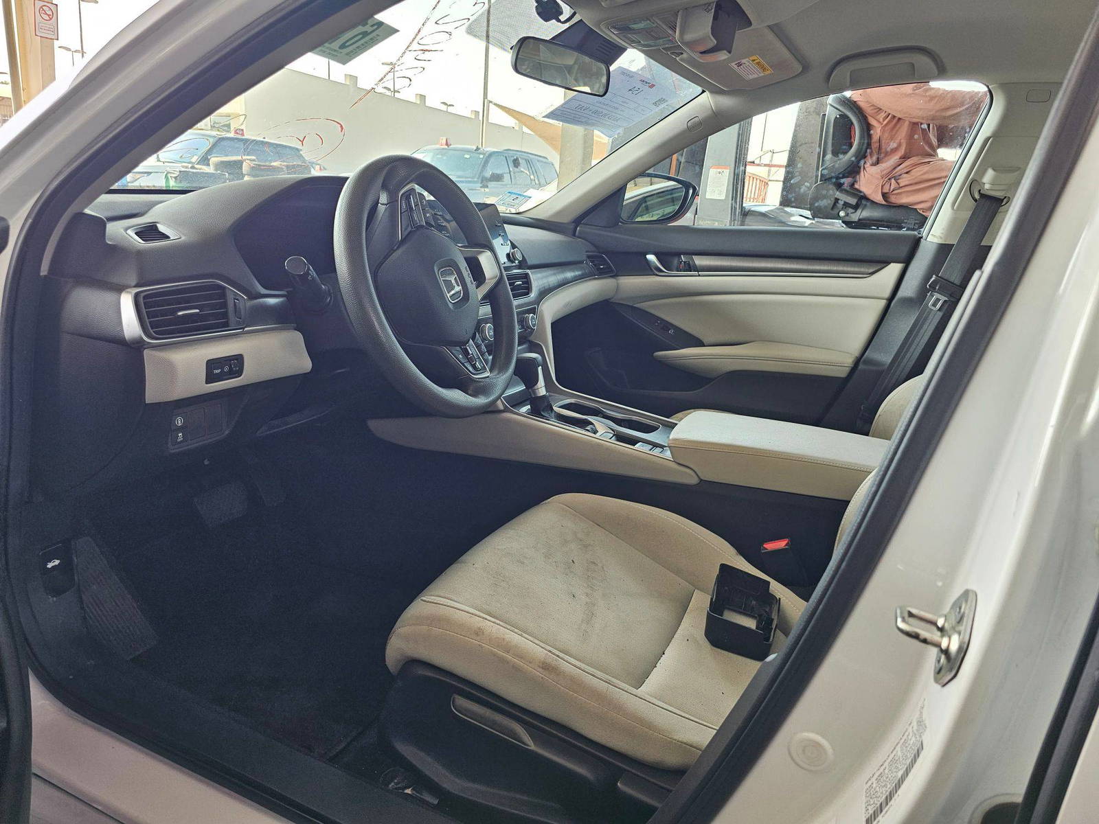 2019 HONDA ACCORD — 100265 Miles — Lot 61033305 — Main - Marhaba Auctions Used Cars - Image 8