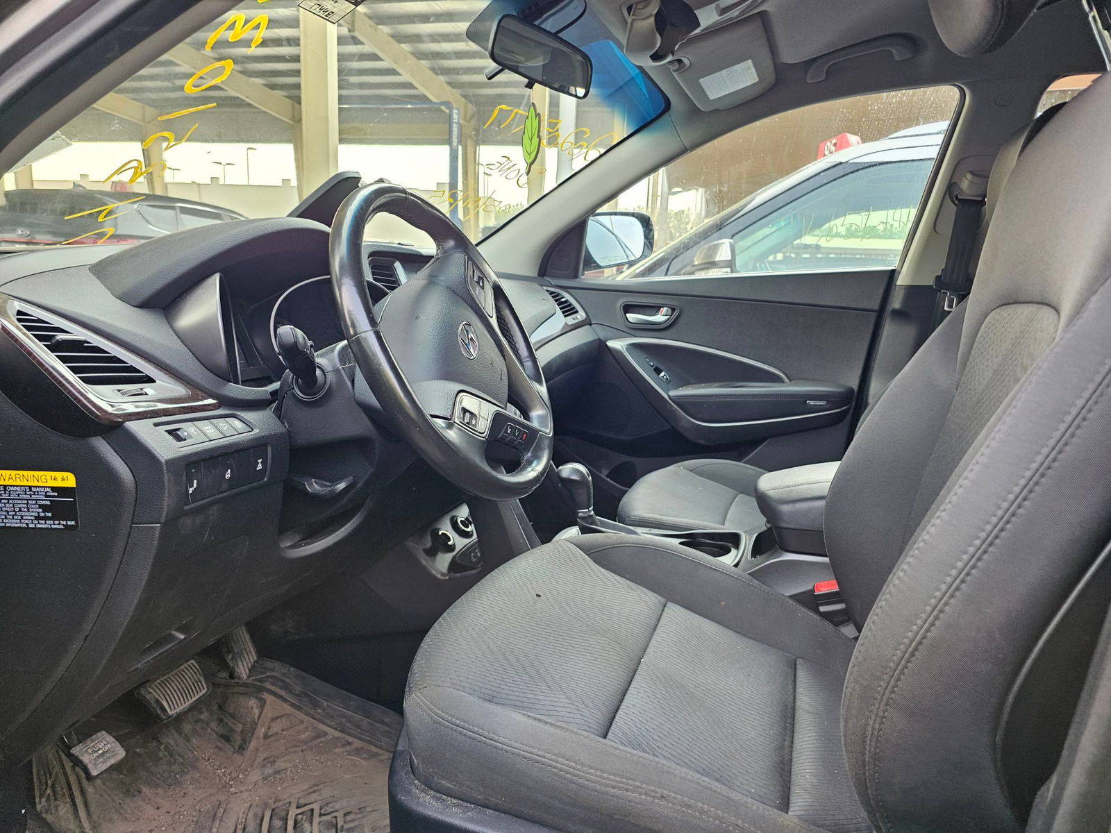 2018 HYUNDAI SANTA FE SPORT — 174481 KM — Lot 20205477 — Souq - Marhaba Auctions Used Cars - Image 8