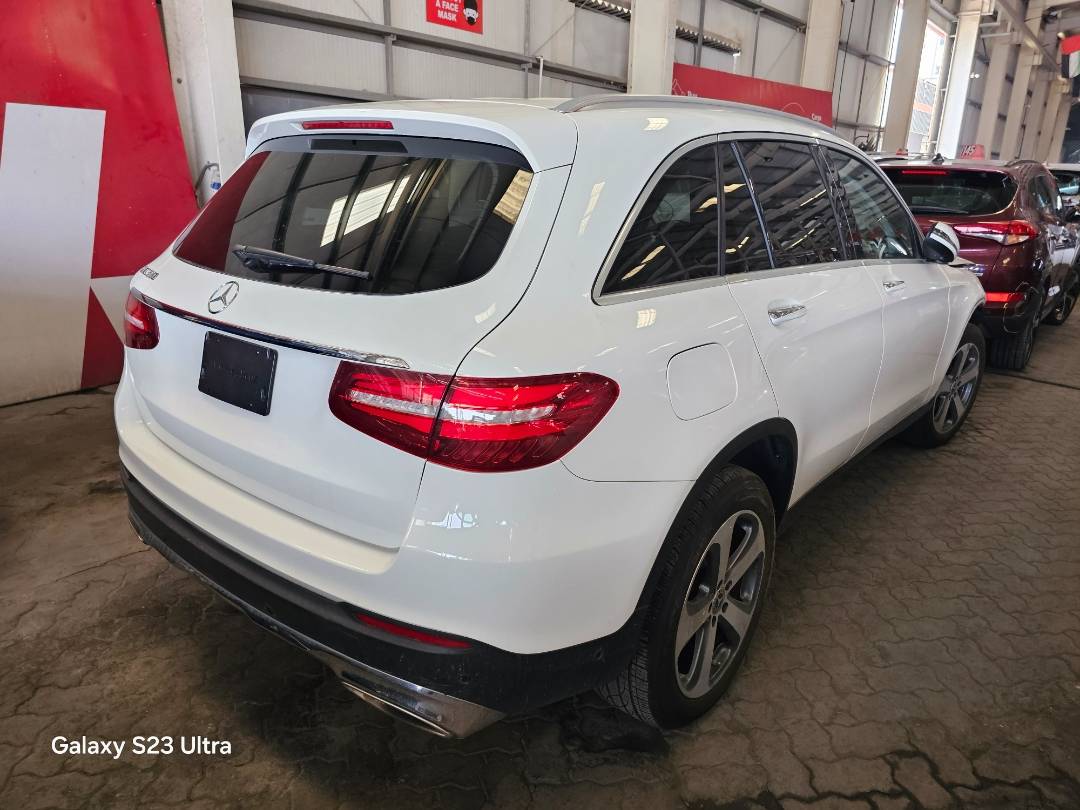 2019 MERCEDES BENZ GLC-300 — 85241 Miles — Lot K1000372 — Main - Marhaba Auctions Used Cars - Image 3