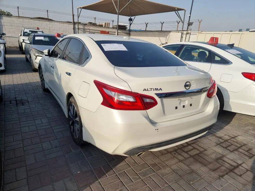 NISSAN ALTIMA