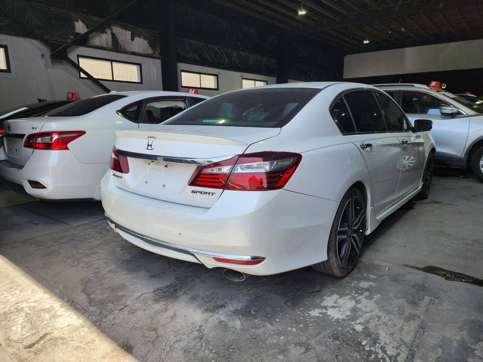 2016 HONDA ACCORD — 162007 Miles — Lot GA113913 — Souq - Marhaba Auctions Used Cars - Image 4