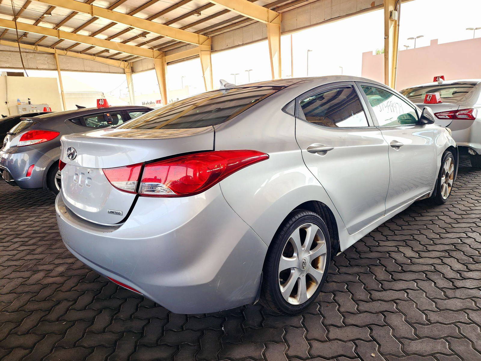 2012 HYUNDAI ELANTRA — 241251 Miles — Lot 57599474 — Souq - Marhaba Auctions Used Cars - Image 3