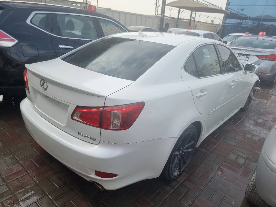 2011 LEXUS IS 250 — 132180 Miles — Lot 5140642 — Ind. 12 - Marhaba Auctions Used Cars - Image 5