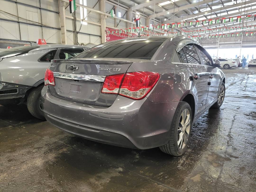 2013 CHEVROLET CRUIZE — 124619 KM — Lot 049997 — Main - Marhaba Auctions Used Cars - Image 4