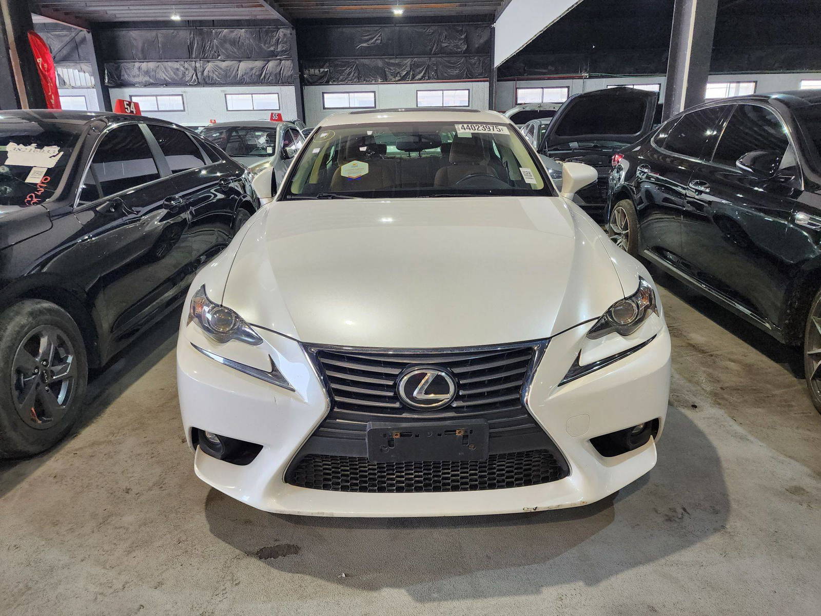 2016 LEXUS IS 300 — 176594 KM — Lot 44023975 — Main - Marhaba Auctions Used Cars - Image 5